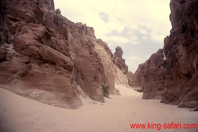 1-Day Jeep Excursion from Dahab to Small Colored Canyon - What the timing and group size mean