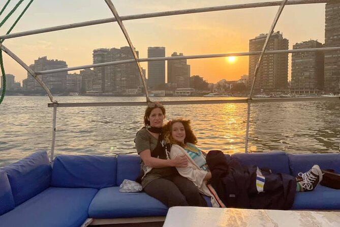 1 -Hour Sailing Egyptian felucca ride on the Nile in Cairo - A quiet hour on Cairo’s great river