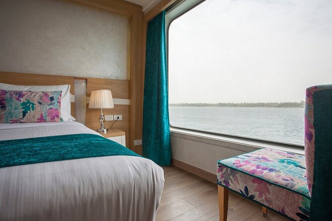 1 Night Nile Cruise from Aswan to Luxor - Food, cabins, and service onboard