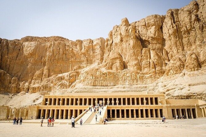 2-Day Top Attractions and Adventures Package in Luxor with Accommodation - Karnak Temple and the scale of ancient Thebes