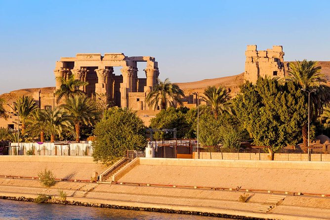 2 days 1 night Luxor,Aswan & Abu simbel by flight from Cairo - Abu Simbel first, before the monuments of Aswan