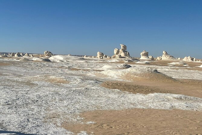 2 Days 1 Night to White and Black Desert from Cairo or Giza - El-Haiz Oasis, a spring, lunch, and Crystal Mountain
