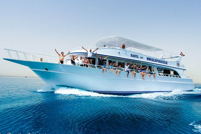 2-Dive adventure-Safe & Top-rated boat for Certified Divers - A Red Sea day built around two underwater sessions