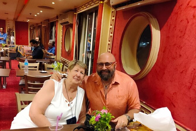 2-hours night dinner cruise show : Eat , Dance and Sing - Cairo at night begins with the Nile