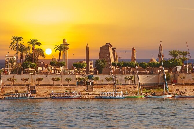 2 Nights Nile cruise from Aswan to Luxor&Abu Simbel And Balloon - Guides, group size, and communication