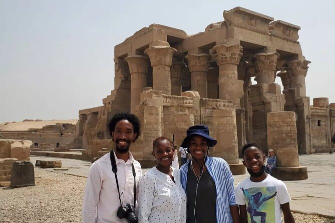 3-Day 2-Night Tour to Aswan, Abusimbel & Luxor - The guide and group setup