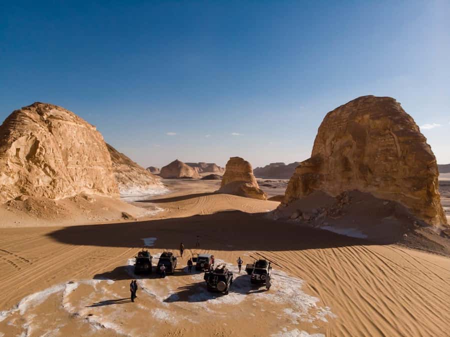 3 Days 2 Nights Visit White Desert & Bahariya From Cairo - English House, dunes, and Bahariya’s Salt Lake