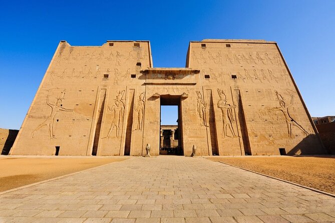 3-Night Egypt Nile Cruise Trips from Aswan to Luxor (private) - Day 3: Edfu, the Esna Lock, and Luxor after dark