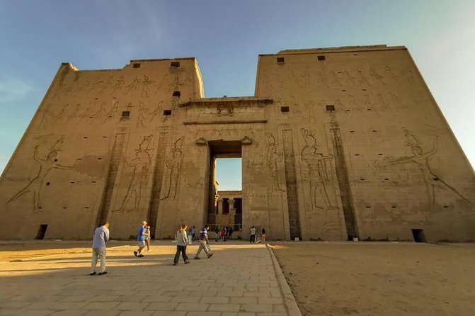 4-Day 3-Night Nile Cruise from Aswan to Luxor - Luxury Tour - What the private guide changes