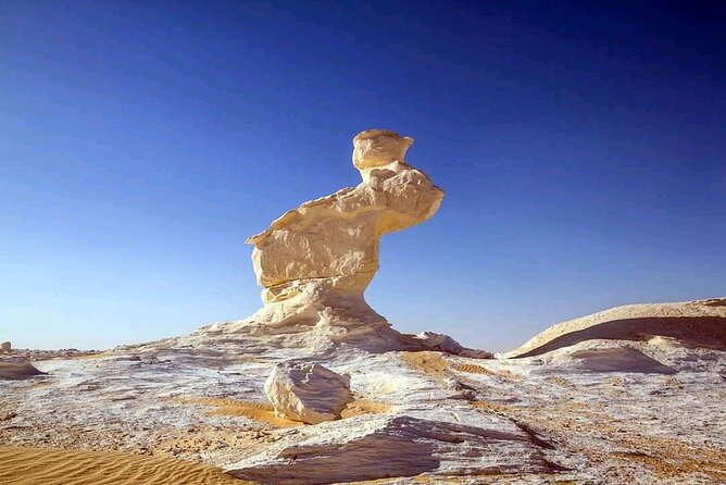 4-Day White Desert Camping Trip from Cairo - Black Desert, El Hez Village, and Crystal Mountain