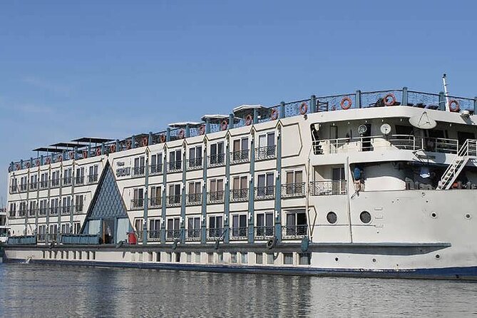 4 Days 3 Night Nile Cruise from Aswan with Abu Simbel and Balloon - Day three: Edfu, Esna, and Luxor after dark