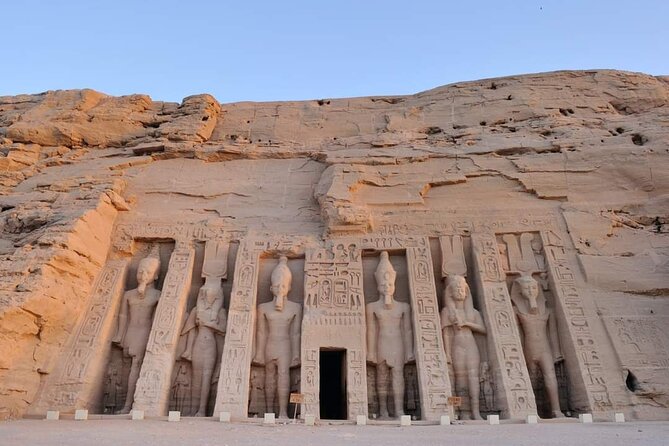 4 Days 3 Nights Cruise Aswan To Luxor, Abu Simbel and Air Balloon - Meals, cabins, and life aboard ship