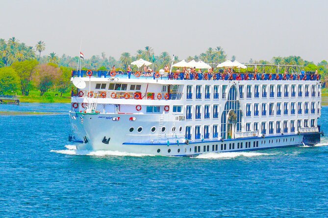 4-Days Nile Cruise From Aswan To Luxor including Abu Simbel and Hot Air Balloon - A fast but rewarding route along the Nile