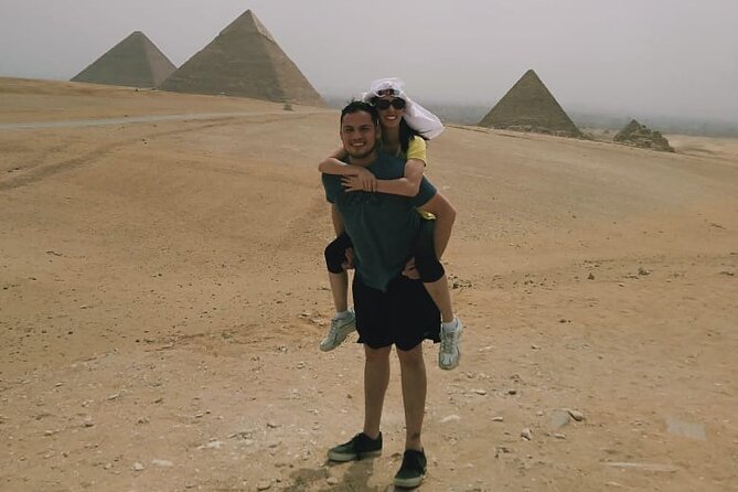 4Hours Private Pyramid with lunch&camel ride through Ancient Giza - Souvenir Bazaars and Keeping the Visit on Track