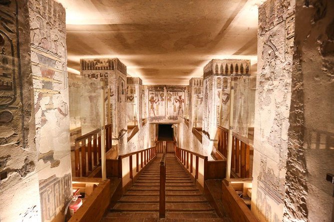 5 days 4 night Nile Cruise: Luxor to Aswan with Flight from Cairo - Day 3: Edfu’s Temple of Horus and Kom Ombo