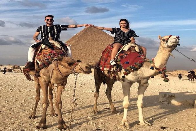 8 hours-Private Guided Day Tour to Memphis Saqqara and Giza with Lunch - Going inside Teti Pyramid