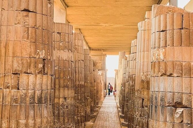 A Royal Expedition to Giza Pyramids, Sakkara & Dahshur - How the private guide changes the day
