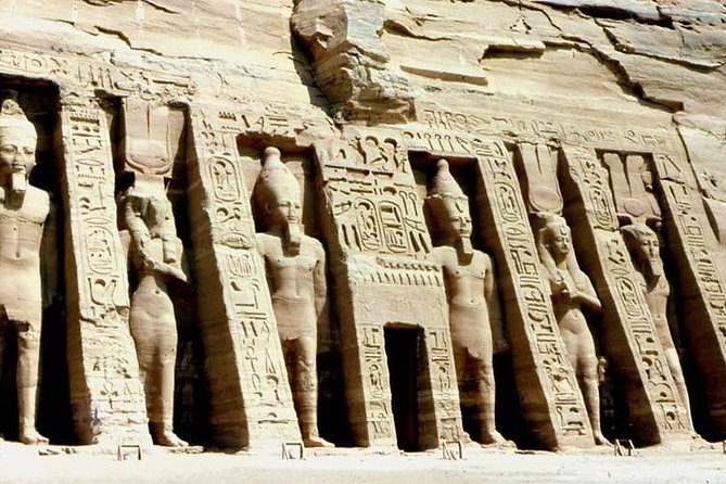 Abu Simbel Excursion Day Trip from Aswan (Sharing Bus without Guide) - Arriving at Ramses II’s great temple