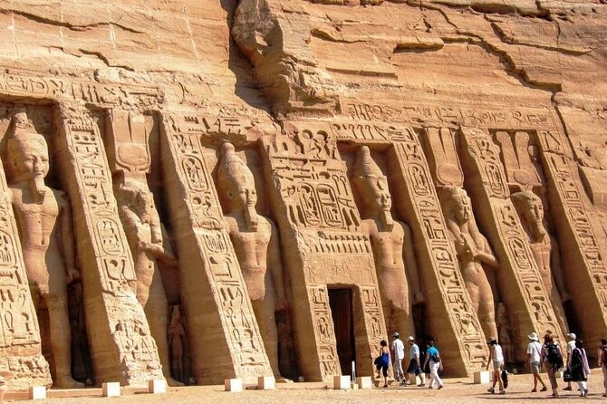 Abu Simbel Temple Day Trip with Hotel Pickup From Aswan - Air-conditioned transport and a group of up to 15