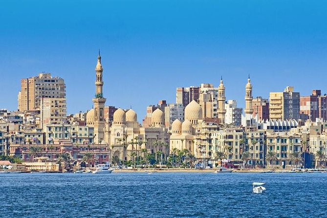 Alexandria Day tour from Cairo-Must See attractions - Descending into Kom el Shoqafa