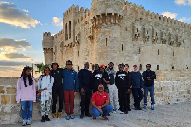 Alexandria Day Trip From Cairo - Mansheya markets, the memorial, and city life