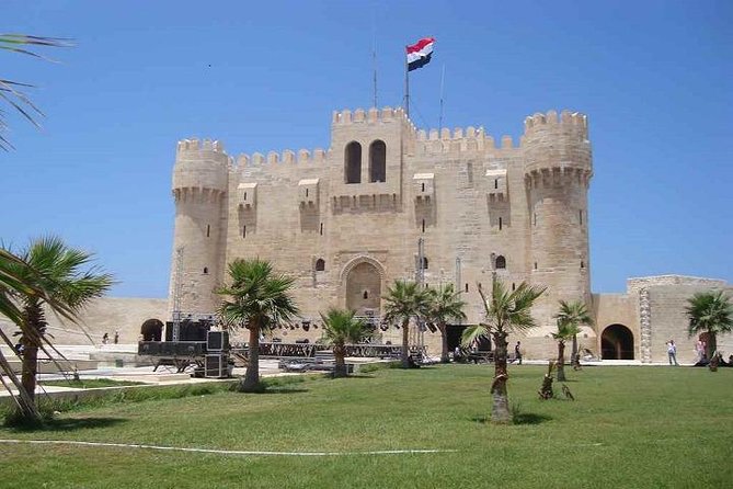 Alexandria Full-Day Trip from Giza & Cairo - Kom el Shoqafa, Alexandria’s underground surprise
