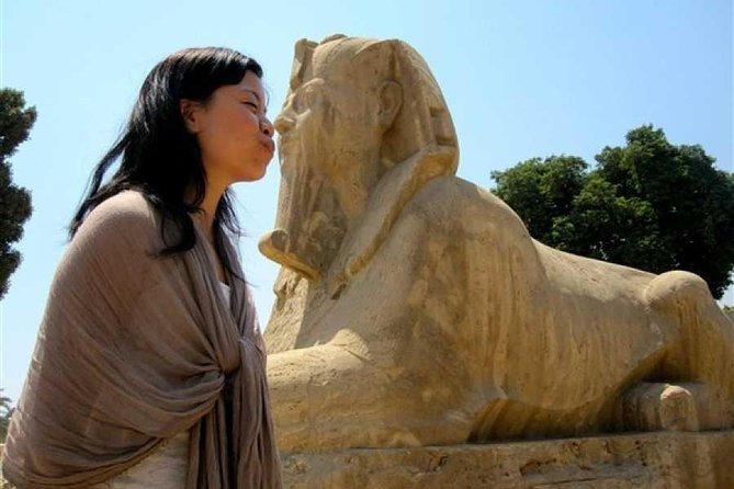 All inclusive Combo Trip Giza -Sakkara -Memphis -Dahshur - Giza Plateau: the Great Pyramid, three royal tombs, and wide views