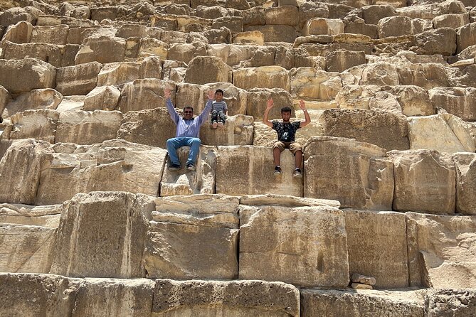 All Inclusive - Giza Pyramids , Sphinx, Cairo Museum and Lunch - Khan El-Khalili brings the day into old Cairo