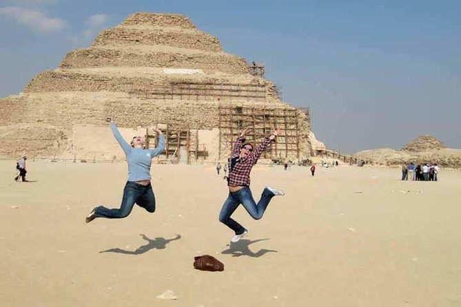 All-inclusive Private Trip Giza Pyramids Sphinx Saqqara, Dahshur - Guides can make or break the day