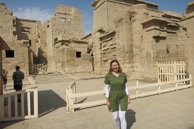 All inclusive Tour Giza pyramids, Sphinx, sakkara, Dahshur,Camel - What the Egyptologist guide adds