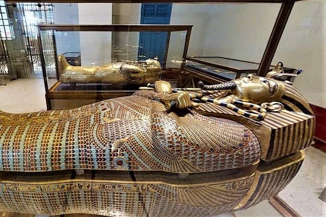 All inclusive tour to Pyramids, Sphinx, Camel, The Museum+Bazzar - Meeting Cheops, Chephren, and Mykerinus