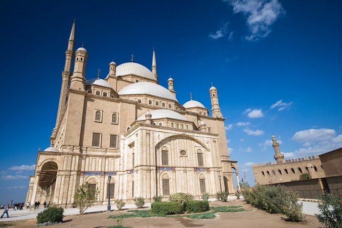 Amazing Full Day tour Egyptian Museum, Citadel of Saladin and Old Cairo - Lunch is a pause, not part of the price