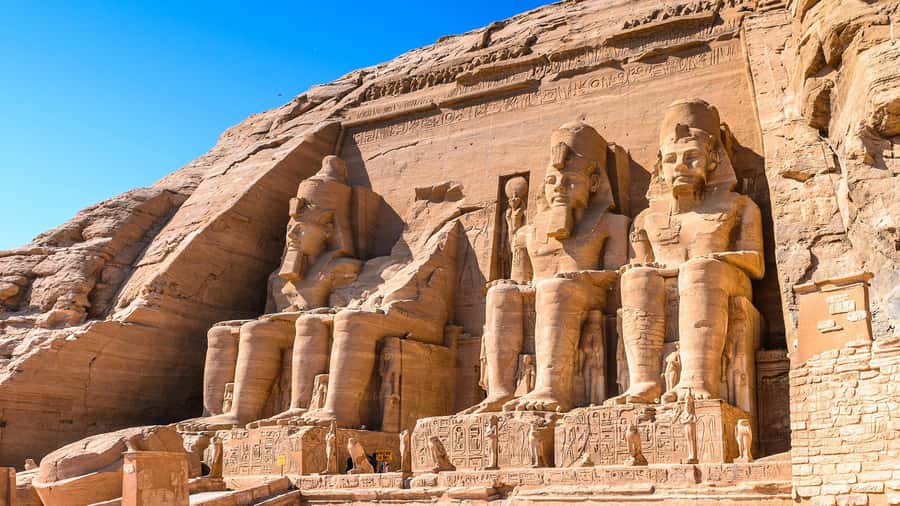 Aswan: Abu Simbel Group Tour with Guide and Entrance Fees - The Temple of Hathor and Queen Nefertari