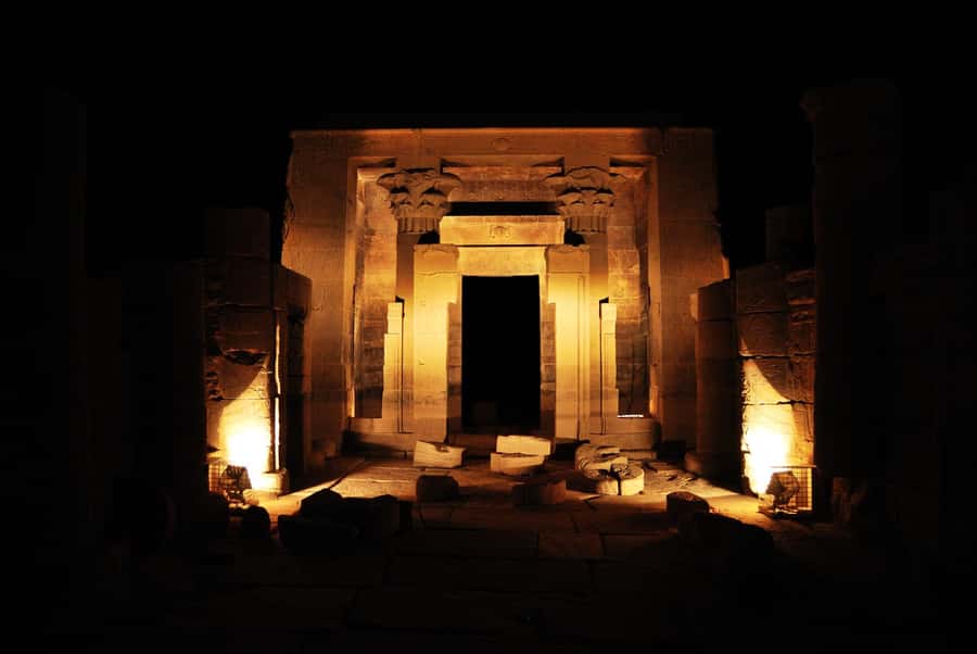 Aswan: Philae Temple Sound & Light Show with Entrance Fees - The short boat ride to Agilkia Island