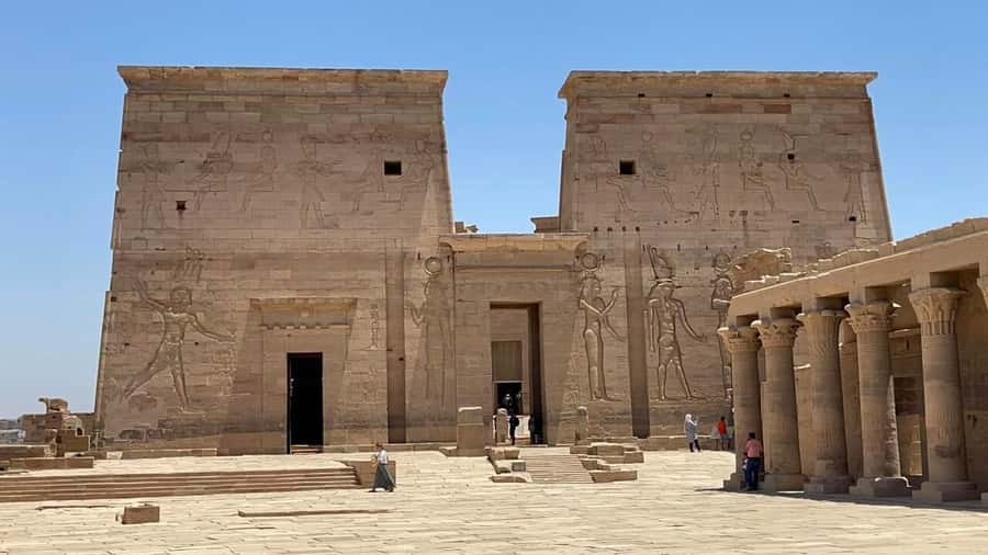 Aswan: Private All-inclusive Guided Tour of Aswan Highlights - Kitchener’s Island and the Botanical Garden