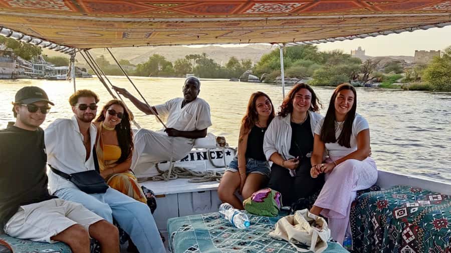 Aswan Private Felucca Ride: Sail Around Elephantine Island. - Wind, motorboats, and what the ride feels like