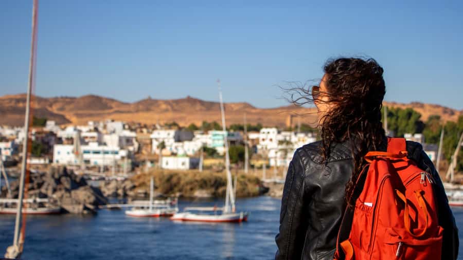 Aswan Private Felucca Ride: Sail Around Elephantine Island. - Sailing around Elephantine Island