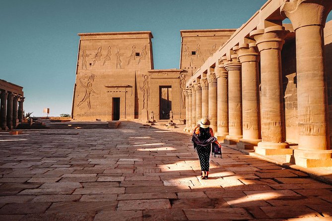 Aswan: Private Tour to Philae Temple and Nubian Village By Boat & Entrance Fees - Cruising toward the Nubian village