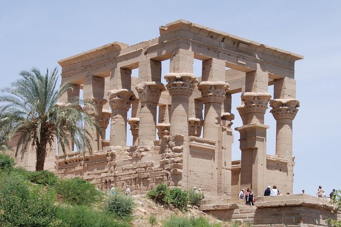 Aswan tour ( the temple of philae - high dam ) - What the three-and-a-half-hour schedule feels like