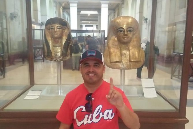 Best Full-Day Tour to Giza Pyramids Egyptian Museum and Bazaar - Three Cairo landmarks in one long day