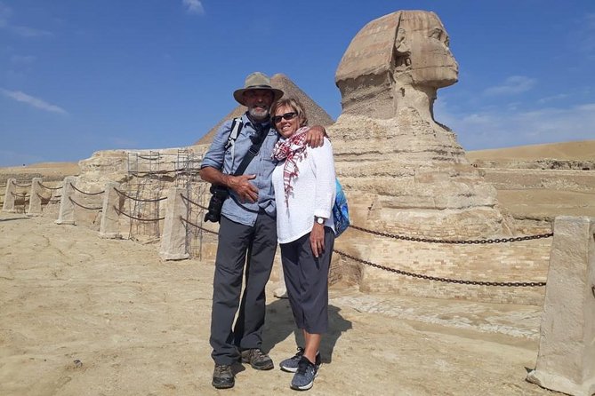 Best Full-Day Tour to Giza Pyramids Egyptian Museum and Bazaar - The Egyptian Museum and its vast collection