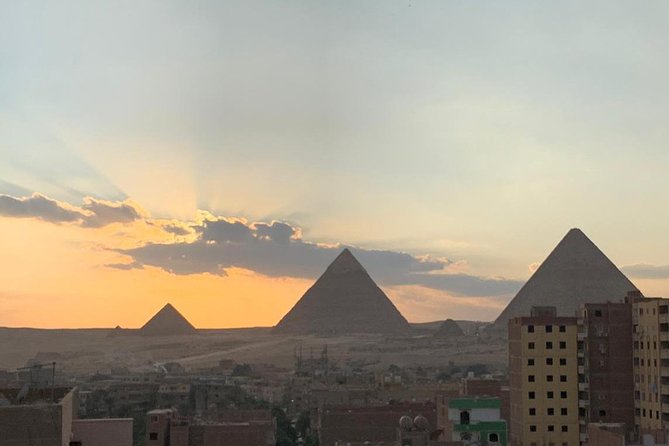 Best Full-Day Tour to Giza Pyramids Egyptian Museum and Bazaar - Giza Pyramids: Cheops, Chephren, and Mycerinus