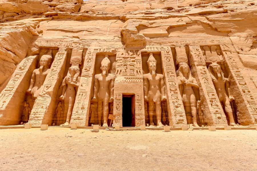 Best Private Day Trip To Abu Simbel From Aswan - Booking tips for a smoother day