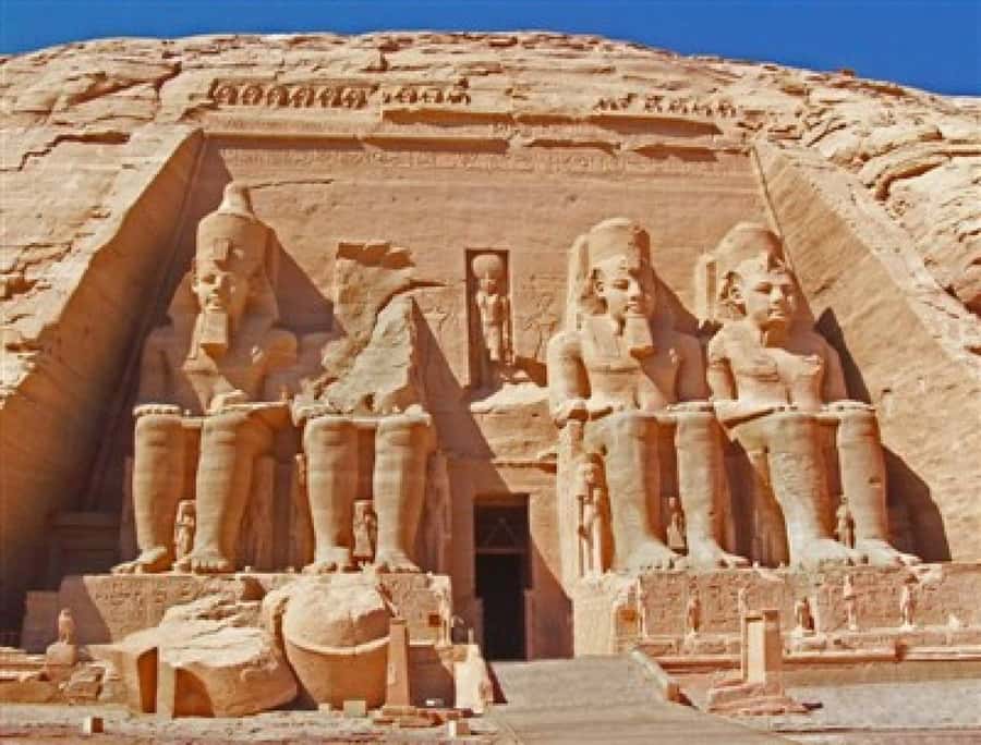 Best Private Day Trip To Abu Simbel From Aswan - Lunch at a local restaurant