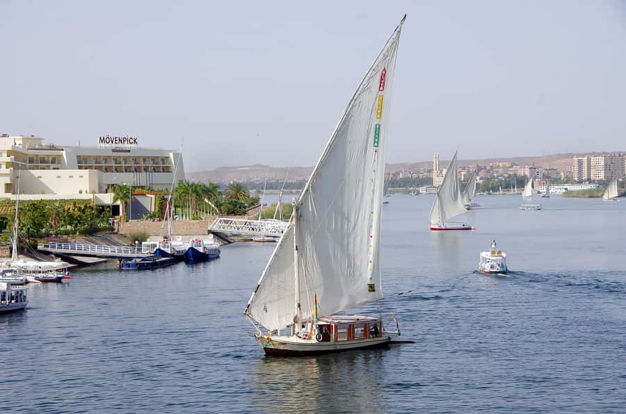 Cairo: 1 or 2-Hour Felucca Ride on the Nile with Transfers - What happens at the marina