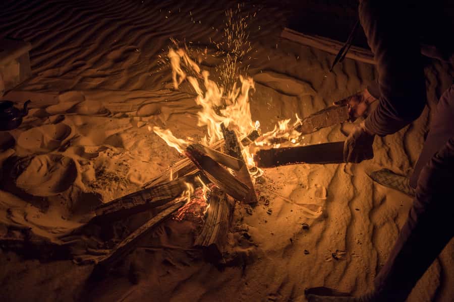 Cairo: 2-Day Bahariya Oasis Camp and Desert Tour - Campfire dinner under a sky full of stars