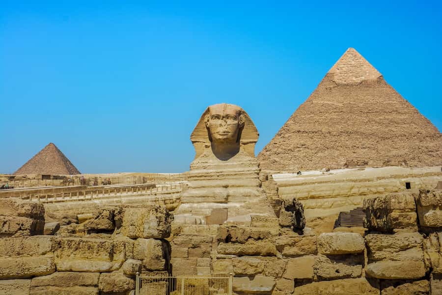 Cairo: 2-Day Pyramid, Museum, Bazaar Private Tour - Day one: Tutankhamun, the Nile, and Cairo after dark