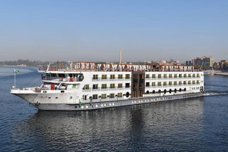 Cairo: 6-Day Egypt Tour with Flights and Nile Cruise - Day 3: Flying to Luxor and boarding the Nile ship