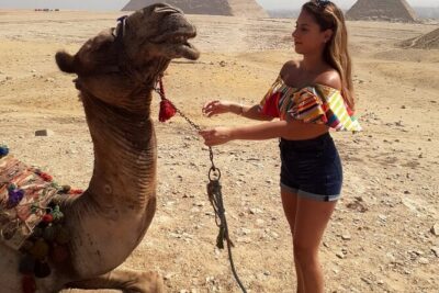 Cairo 8 Hour Private Tour of Pyramids, Egyptian Museum and Bazaar