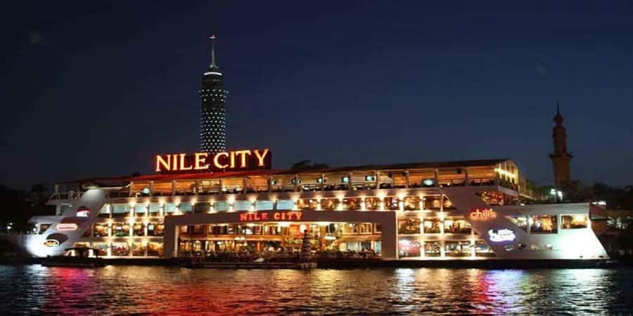 Cairo: Buffet Dinner Cruise with Folkloric Show - Boarding the Cruise Ship